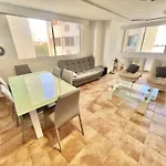 APARTAMENTO EN LA MEJOR ZONA TURISTICA DE CARTAGENa